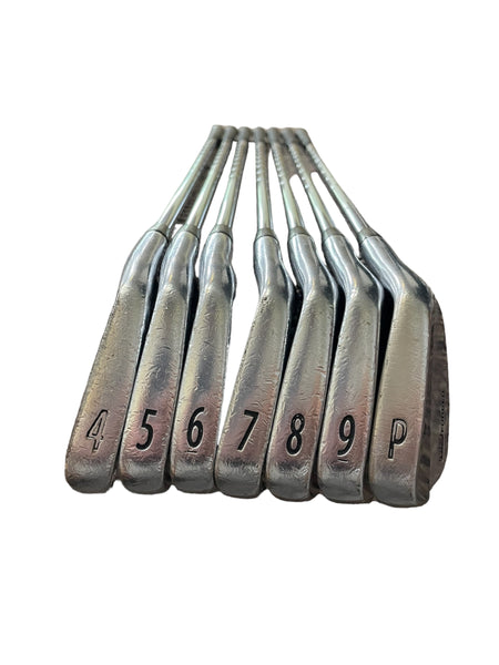 Titleist 712 MB Forged Iron Set 4 Iron-PW Stiff Flex