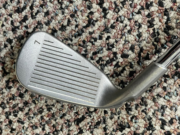 Ping G10 Yellow Dot 32° 7 Iron Ping AWT Regular Flex Shaft Ping