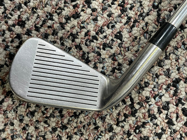 Titleist DCI 981 Iron Set 9pcs 3-9+Pw,Sw Dynamic Gold S300