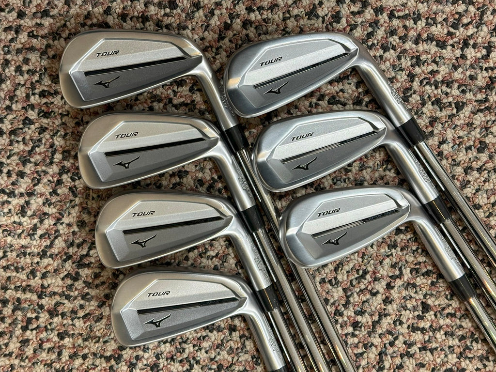 Mizuno JPX 921 Tour Iron Set 4-PW NS PRO Modus 3 S Flex Shafts Dri•Tac LT Grips