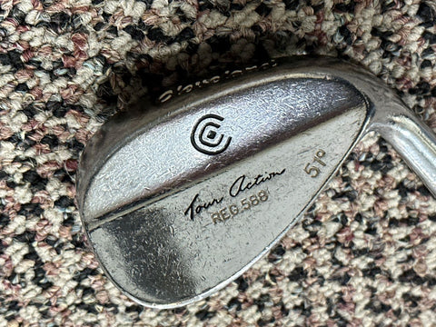 Cleveland Tour Action 588 51° GW True Temper Wedge Flex Shaft Tour Velvet Grip