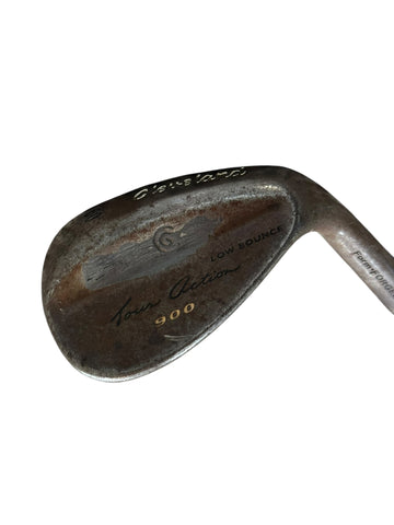 Cleveland Tour Action 900 60° LW Traction Wedge Flex Shaft Tour Velvet Grip