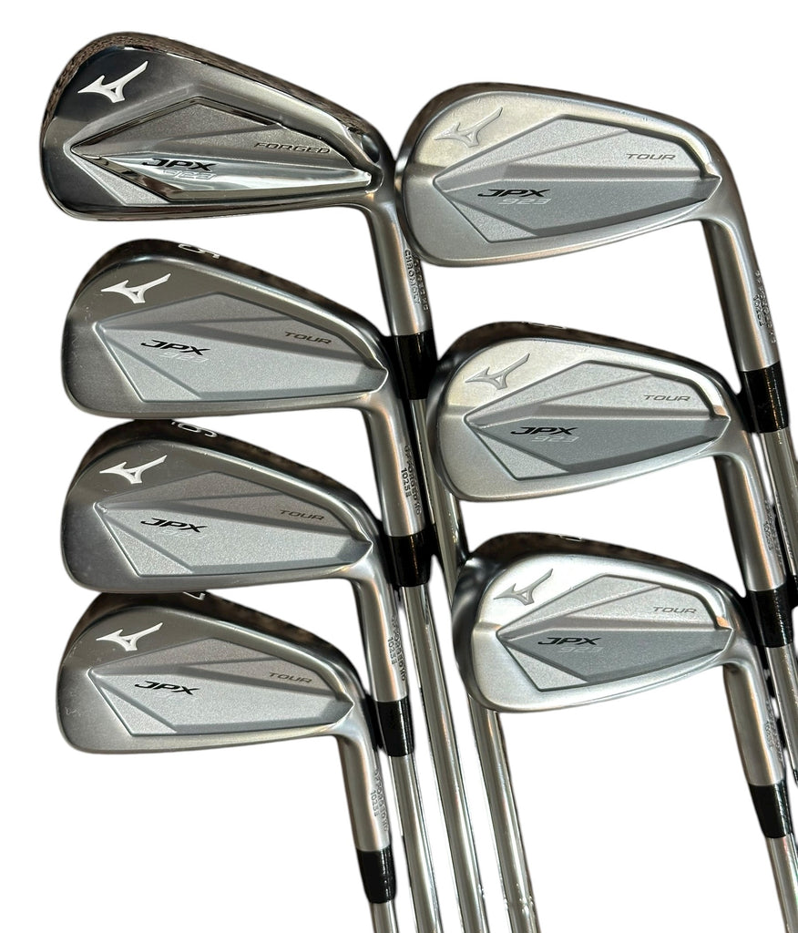 Mizuno JPX 923 Tour Iron Set 4-PW DG 120 X100 X Flex Shafts MCC Grips