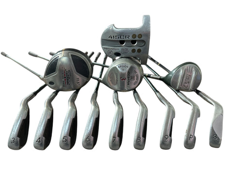 Titleist American Golf Men's Right Hand Golf Club Set R Flex SET-111825T01