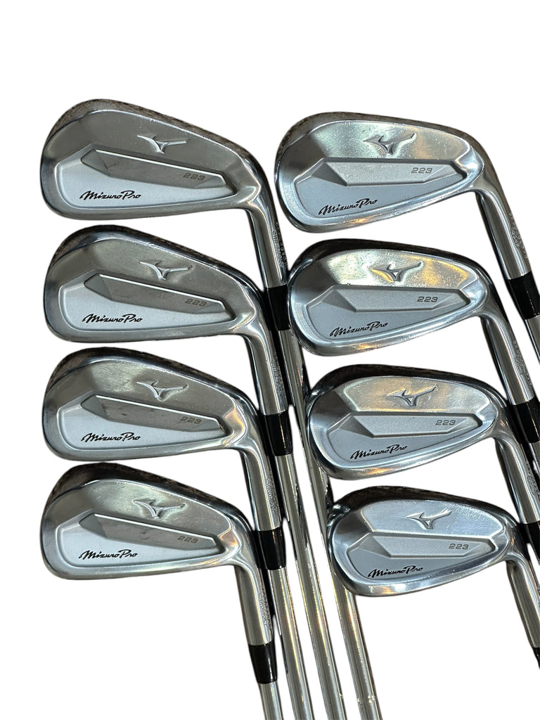 Mizuno Pro 223 Iron Set 4-GW KBS Tour 130 X Flex Shafts GP MCC +4 Grips