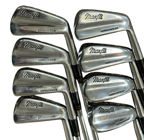Dunlop Maxfli Australian Blade Iron Set 2-9 -1/2" DG S Flex Shafts