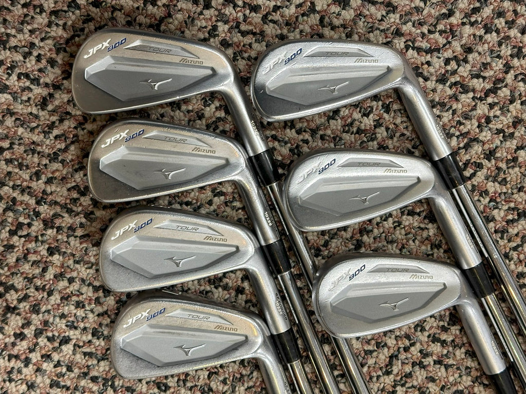 Mizuno JPX900 Tour Iron Set 4-PW Project X 6.0 S Flex Shaft Golf Pride Z Grip