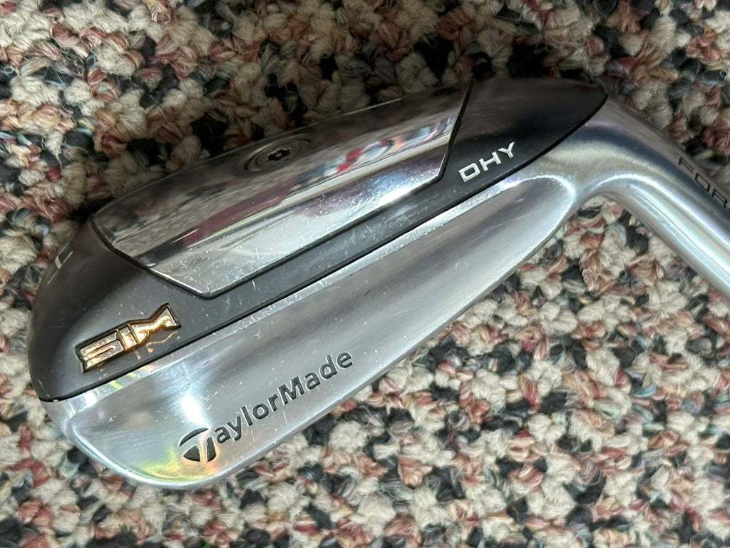 TaylorMade Sim DHY 22° 4 Driving Iron Diamana Ltd 75g S Flex Shaft Lamkin Grip