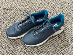 GFOREホワイトポロシャツ PRAY FOR BIRDIES GFOREホワイトポロシャツ PRAY FOR BIRDIES GFOREホワイトポロシャツ