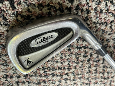Titleist DCI Black 762 24° 4 Iron DG S300 Stiff Flex Shaft Golf Pride Tour Wrap Grip