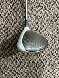 TaylorMade LH Sim Max-D 16° 3 Wood Mamiya Helium 5F3 R Flex Shaft GP Z Grip